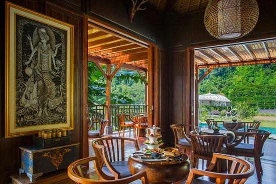 The Library at Mandapa