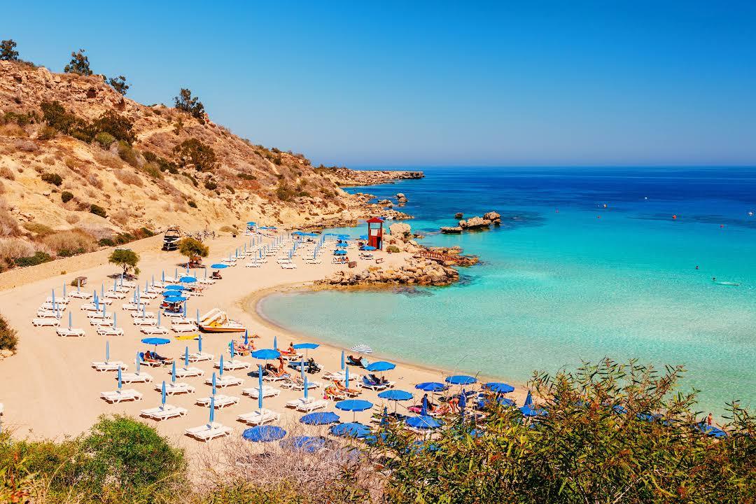 Strand von Nissi