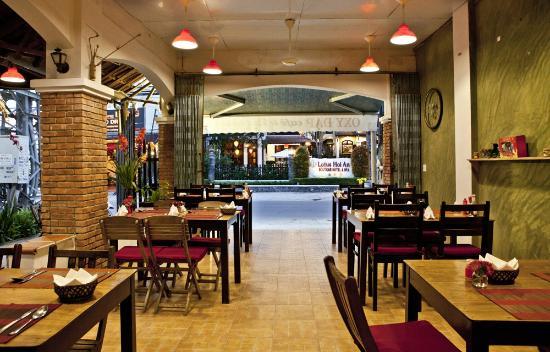 Bon Bon Restaurant