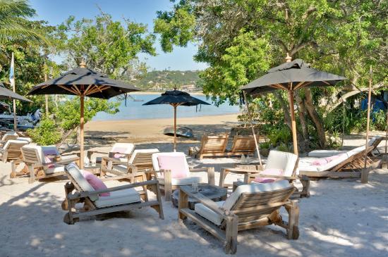 Eden Beach Lounge