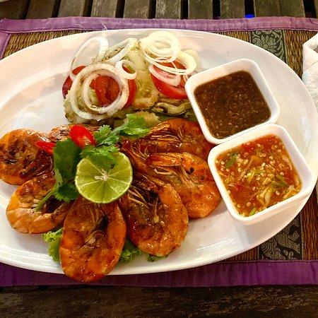 Buffalo Wings Seafood Restaurant