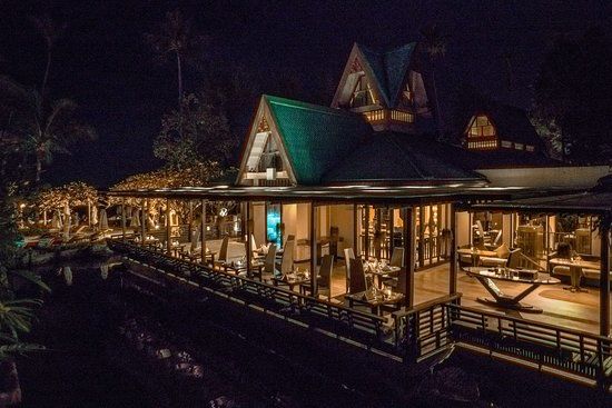 Lotus Court Restaurant