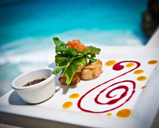 L'Azure Restaurant