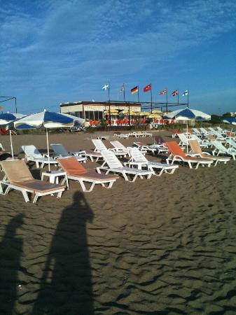 Full Moon Beach Cafe