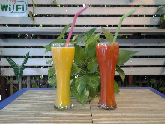 Khunkae's Juice Bar